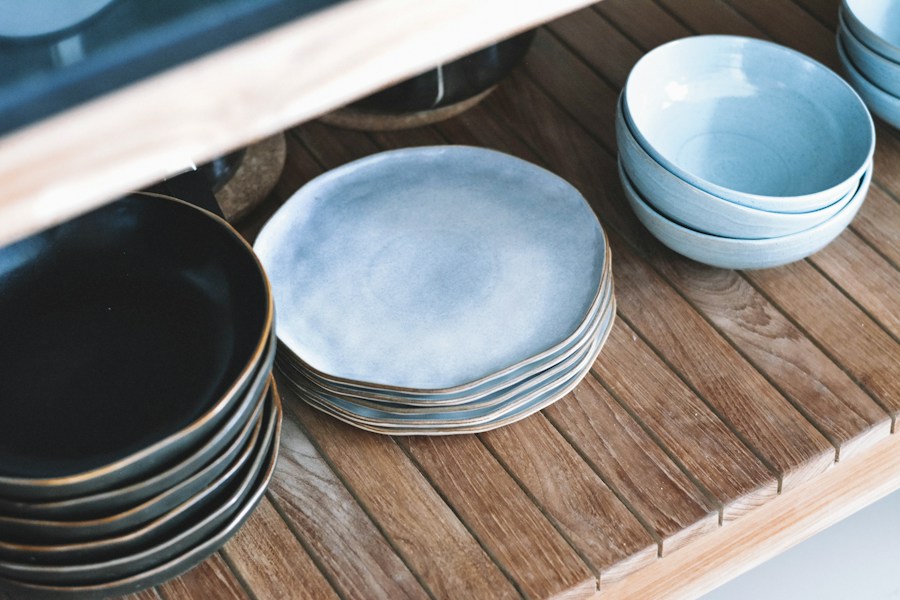 Hand-glazed tabletop collection
